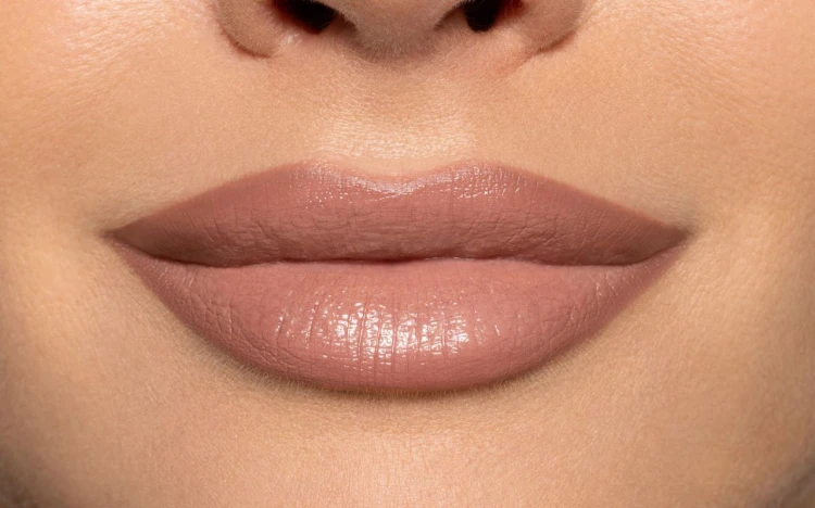 lips_pupa_01.jpg